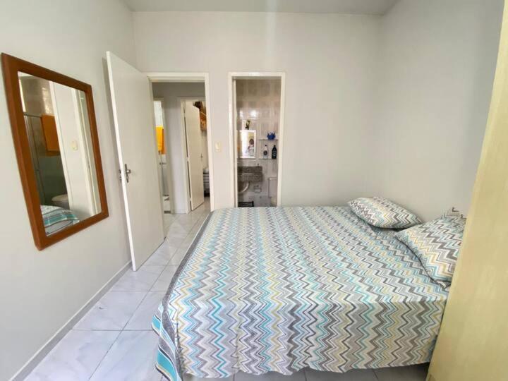 Mobiliado Com 3 Quartos, Sendo 1 Apartment *