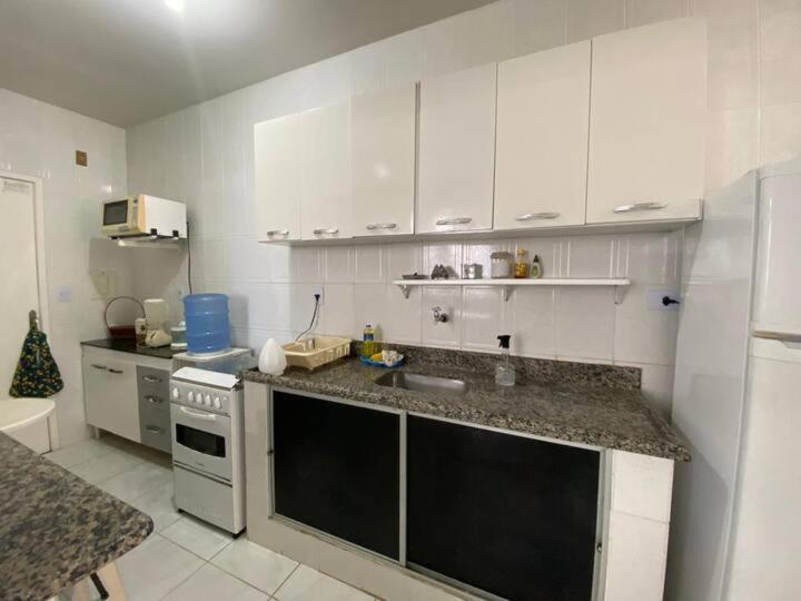Mobiliado Com 3 Quartos, Sendo 1 * Aracaju
